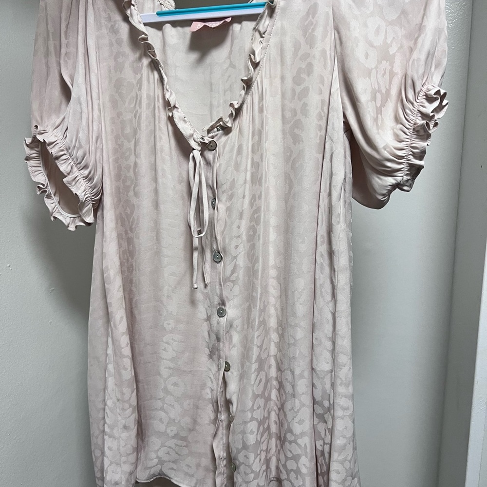 Show Me Your MuMu blouse - light cheetah detail